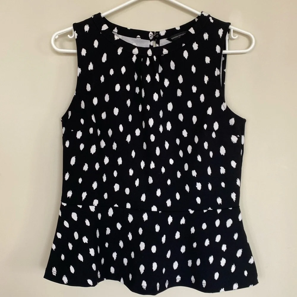 Banana Republic Black and White Polka Dot Sleeveless Top, Size XS - Picture 1 of 8